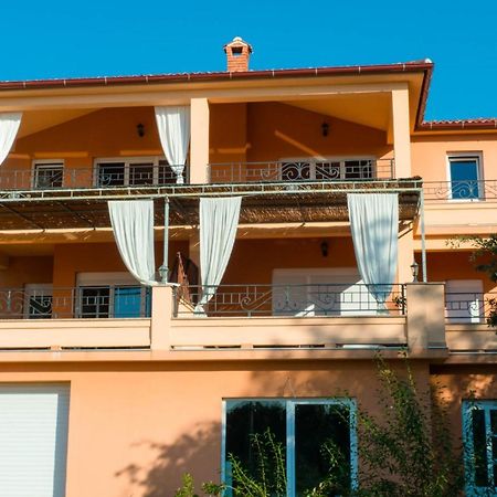 Apartments Villa Kristina Supetarska Draga Extérieur photo