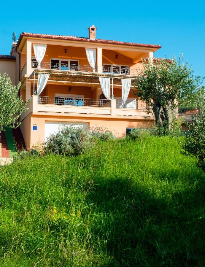 Apartments Villa Kristina Supetarska Draga Extérieur photo
