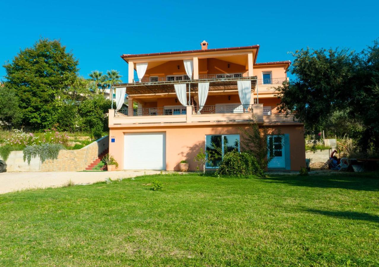 Apartments Villa Kristina Supetarska Draga Extérieur photo
