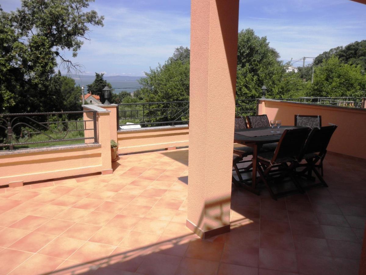 Apartments Villa Kristina Supetarska Draga Extérieur photo
