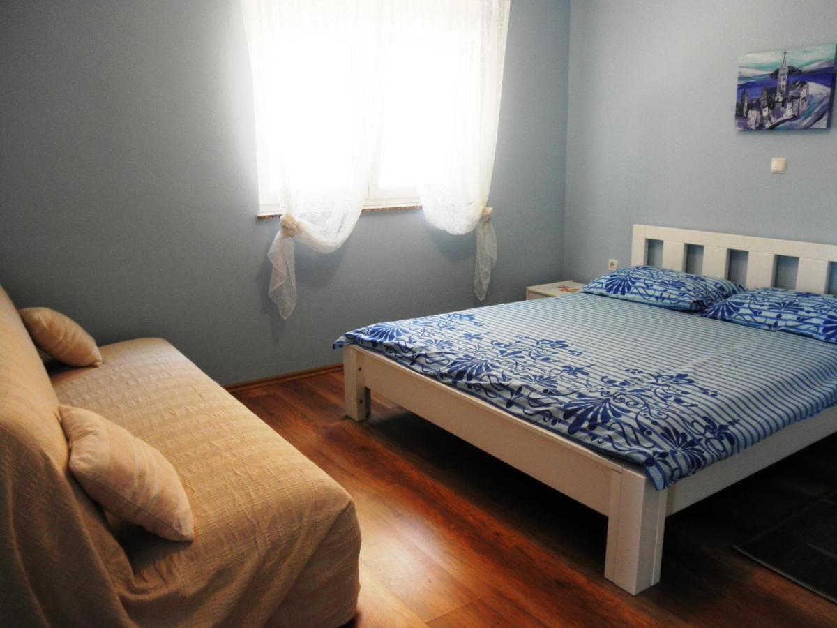 Apartments Villa Kristina Supetarska Draga Extérieur photo