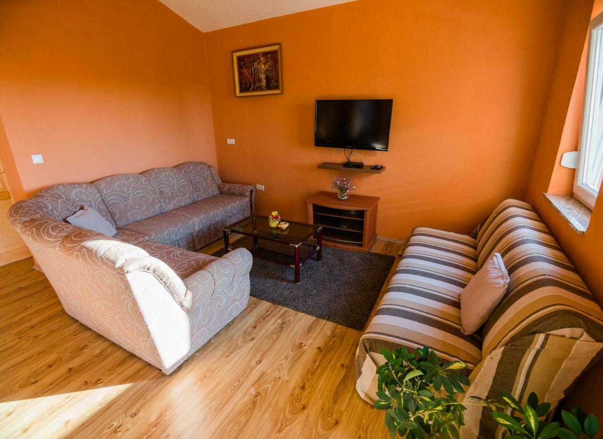 Apartments Villa Kristina Supetarska Draga Extérieur photo